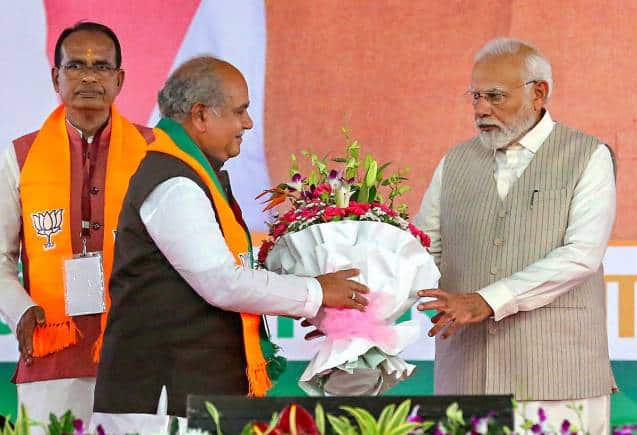 MP Election 2023: 'कहीं मध्य प्रदेश भी न बन जाए राजस्थान!' नरेंद्र सिंह तोमर के मैदान में उतरने से शिवराज को कितना खतरा?