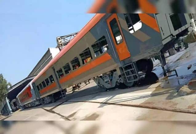 Vande Bharat: इन राज्यों के लोगों की हो जाएगी मौज, आ रही है सस्ती वंदे भारत, जानिए कितना होगा किराया