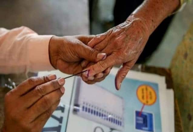 MP Election 2023: छिंदवाड़ा के इस गांव में लोगों ने किया चुनाव का बहिष्कार, स्थानीय व्यक्ति को टिकट न मिलने से थे नाराज