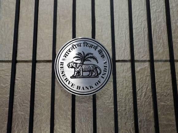 RBI ने कैंसिल किया एक और बैंक का लाइसेंस, ग्राहक नहीं निकाल सकते पैसा, चेक करें नाम