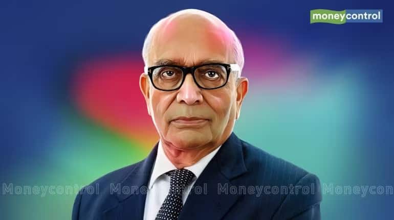 प्रमोटर्स का फोकस कंपनी की ग्रोथ के बजाय पर्सनल वेल्थ बढ़ाने पर, मैन्युफैक्चरिंग को हो रहा नुकसान: RC Bhargava