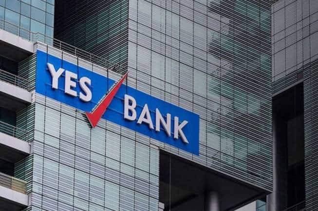 नए साल के पहले दिन Yes Bank को लगे पर, 7% तक चढ़ा शेयर