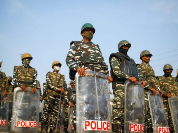 होम मिनिस्ट्री ने छत्तीसगढ़ में 24 नेताओं को दिया CRPF सुरक्षा कवर, नक्सली हमले के खतरे को देखते हुए लिया गया फैसला