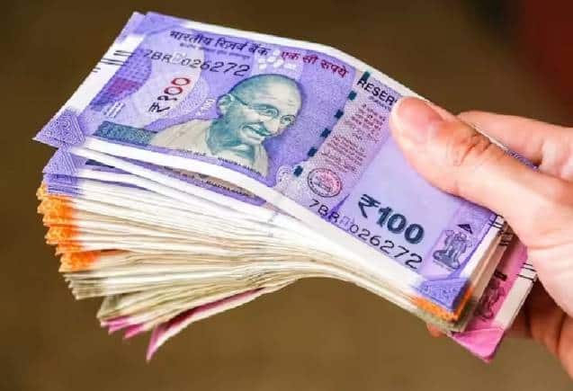 7th Pay Commission: 15 अक्टूबर के बाद देश के 1 करोड़ केंद्रीय कर्माचारियों और पेंशनर्स को मिलेगी खुशखबरी, DA बढ़ने का होगा ऐलान 7th Pay Commission: 15 अक्टूबर के बाद देश के 1 करोड़ केंद्रीय कर्माचारियों और पेंशनर्स को मिलेगी खुशखबरी, DA बढ़ने का होगा ऐलान