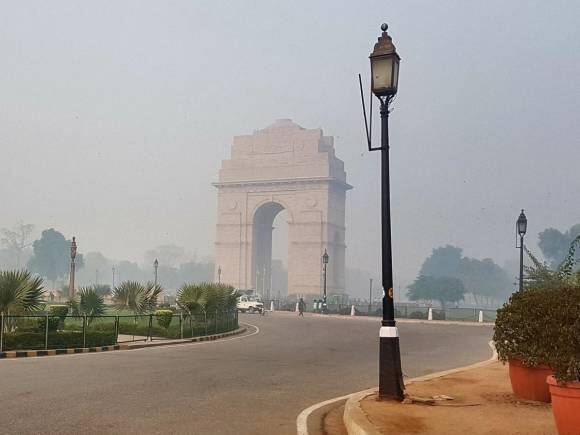 IMD Weather Update: राजधानी दिल्ली में मौसम रहेगा साफ, इन जगहों पर हो सकती है बारिश IMD Weather Update: राजधानी दिल्ली में मौसम रहेगा साफ, इन जगहों पर हो सकती है बारिश