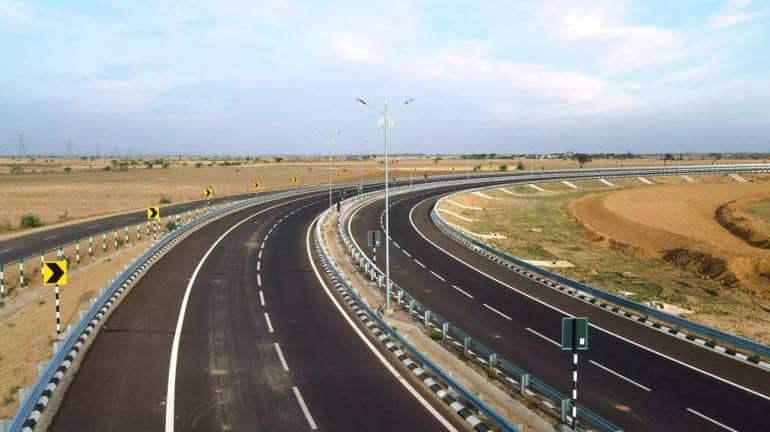 Delhi-Vadodara Expressway: अब सिर्फ 10 घंटे में दिल्ली से पहुंच जाएंगे वडोदरा, पीएम मोदी आज करेंगे एक्सप्रेसवे का उद्घाटन