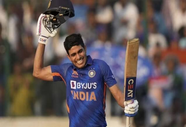 World Cup 2023: डेंगू की चपेट में आए शुभमन गिल, ऑस्ट्रेलिया के खिलाफ खेलना मुश्किल World Cup 2023: डेंगू की चपेट में आए शुभमन गिल, ऑस्ट्रेलिया के खिलाफ खेलना मुश्किल