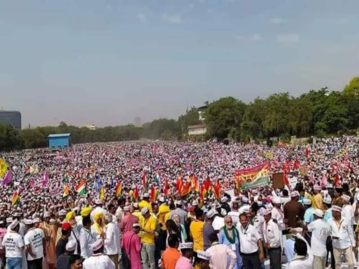 OPS की मांग के शंखनाद से गूंज उठा दिल्ली का रामलीला ग्राउंड, आगे के लिए…-Ramlila Ground of Delhi echoed with the demand of OPS, for further…