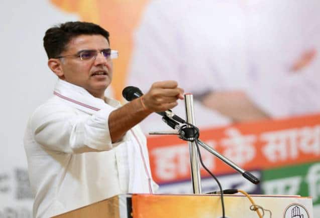 राजस्थान: अशोक गहलोत के OSD का दावा, सचिन पायलट का पीछा किया गया, उनका फोन भी टैप हुआ