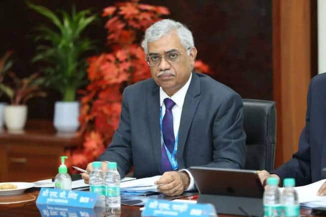 Indian Bank के एग्जीक्यूटिव डायरेक्टर बने शिव बजरंग सिंह, जानिए डिटेल Indian Bank के एग्जीक्यूटिव डायरेक्टर बने शिव बजरंग सिंह, जानिए डिटेल