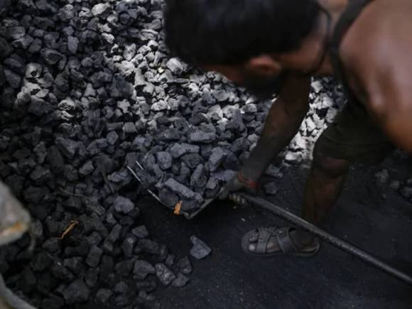 GOCL को Coal India से मिला 766 करोड़ रुपये का ऑर्डर, पिछले 6 महीने में 86% चढ़ा शेयर