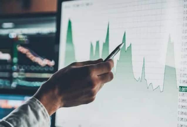 Updater IPO Listing: सपोर्ट सर्विसेज देने वाली कंपनी ने नहीं दिया सहारा, फ्लैट लिस्टिंग के बाद और टूटे शेयर Updater IPO Listing: सपोर्ट सर्विसेज देने वाली कंपनी ने नहीं दिया सहारा, फ्लैट लिस्टिंग के बाद और टूटे शेयर