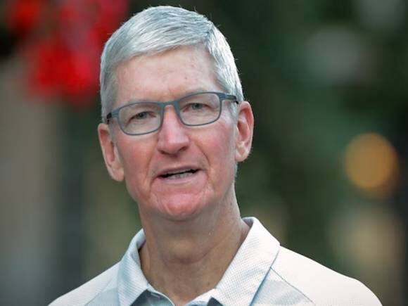 Apple CEO टिम कुक ने की दो साल की सबसे बड़ी शेयर बिक्री, अरबों रुपये में हुई कमाई