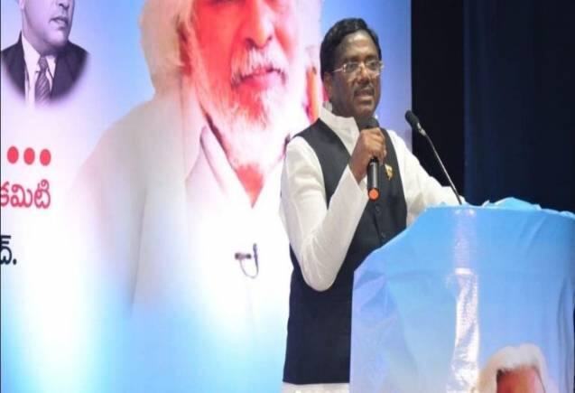 Telangana Election 2023: चुनाव से पहले भगवा पार्टी को झटका, BJP छोड़ कांग्रेस में शामिल हुए पूर्व सांसद विवेक वेंकटस्वामी