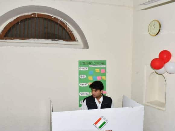 MP Elections 2023: "कुर्सी का रेस कांग्रेस को है", मुख्यमंत्री पद को लेकर ज्योतिरादित्य सिंधिया का बड़ा बयान