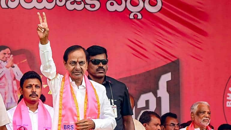 Telangana Election 2023: KCR के पैतृक कामारेड्डी क्षेत्र में त्रिकोणीय मुकाबला, लेकिन फायदा में रहेगी BRS