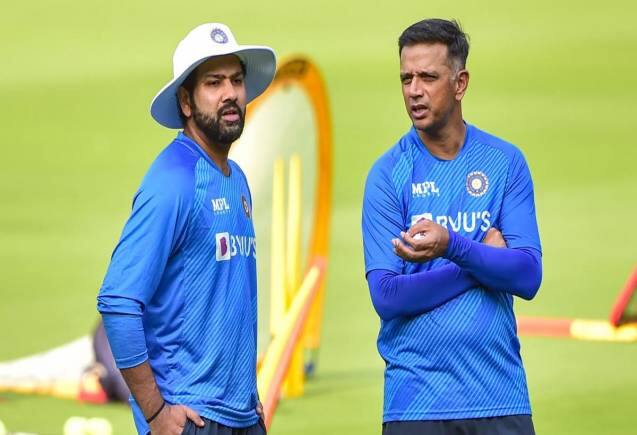 Rahul Dravid: टीम इंडिया के हेड कोच बने रहेंगे राहुल द्रविड़, BCCI ने कार्यकाल बढ़ाया Rahul Dravid: टीम इंडिया के हेड कोच बने रहेंगे राहुल द्रविड़, BCCI ने कार्यकाल बढ़ाया