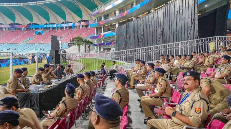 World Cup 2023: विश्व कप फाइनल में होगी चाक चौबंद सुरक्षा, अहमदाबाद पुलिस ने बताया, 6000 से ज्यादा सुरक्षाकर्मी तैनात World Cup 2023: विश्व कप फाइनल में होगी चाक चौबंद सुरक्षा, अहमदाबाद पुलिस ने बताया, 6000 से ज्यादा सुरक्षाकर्मी तैनात