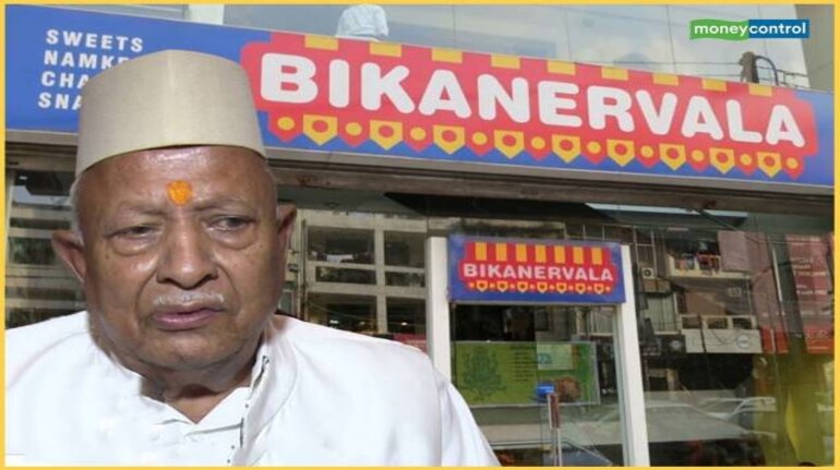 बीकानेरवाला के फाउंडर केदारनाथ अग्रवाल का निधन, कभी पुरानी दिल्ली में  बाल्टी में बेचा करते थे भुजिया और रसगुल्ले | Moneycontrol Hindi
