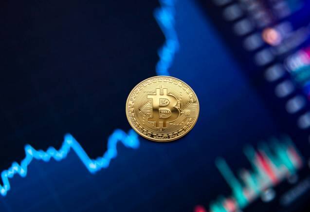 Crypto Price: $37000 के एकदम करीब BitCoin, Ethereum की फीकी पड़ी चमक