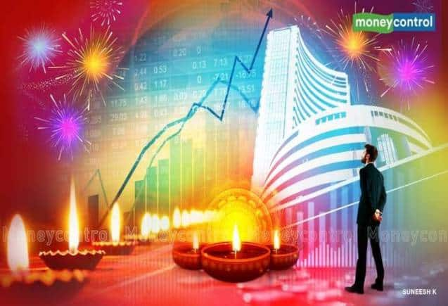 Diwali Muhurat Trading Live: सेंसेक्स 371 अंक चढ़ा, निफ्टी 19500 के ऊपर, स्मॉलकैप शेयर चमके, हरे निशान में सभी सेक्टर