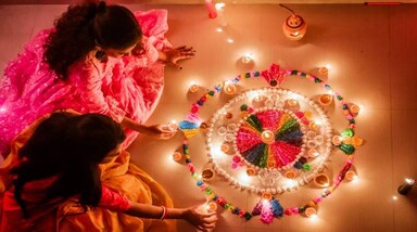 परिवार संग ऐसे मनाएं दीवाली का त्योहार, खुशी हो जाएगी दोगुना