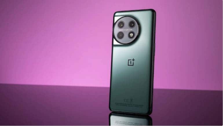 OnePlus 11 पर जबरदस्त ऑफर, यहां से खरीदने पर बचा सकते हैं 7,000 रुपये, यहां जानें डिटेल्स