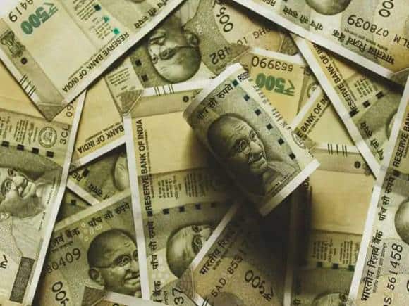 Multibagger Stock: ₹50000 के बन गए ₹1.30 करोड़, इस शेयर ने 10 साल में दिया 26000% का रिटर्न Multibagger Stock: ₹50000 के बन गए ₹1.30 करोड़, इस शेयर ने 10 साल में दिया 26000% का रिटर्न