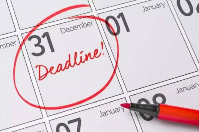 New Year 2024: नए साल से पहले निपटाएं अपने ये 5 काम, वरना जेब हो जाएगी खाली New Year 2024: नए साल से पहले निपटाएं अपने ये 5 काम, वरना जेब हो जाएगी खाली