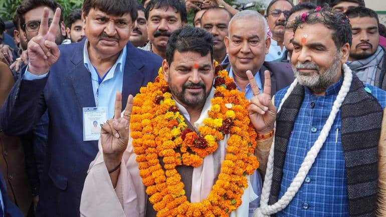 WFI President Suspended: 'पूर्व पदाधिकारियों का कंट्रोल, अध्यक्ष कर रहे मनमानी’ खेल मंत्रालय ने इस आधार पर रद्द की कुश्ती महासंघ की मान्यता WFI President Suspended: 'पूर्व पदाधिकारियों का कंट्रोल, अध्यक्ष कर रहे मनमानी’ खेल मंत्रालय ने इस आधार पर रद्द की कुश्ती महासंघ की मान्यता
