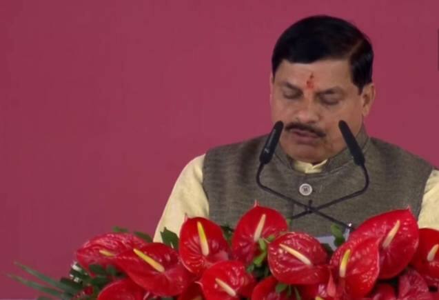 MP CM: मोहन यादव ने ली मध्य प्रदेश के मुख्यमंत्री पद की शपथ, राजेंद्र शुक्ला और जगदीश देवड़ा बने डिप्टी CM