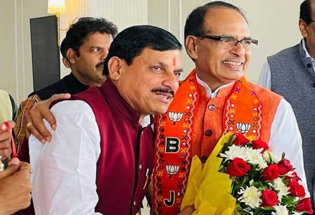 MP CM: मोहन यादव ने पेश किया सरकार बनाने का दावा, शिवराज सिंह चौहान ने सौंपा इस्तीफा
