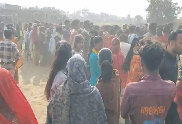 'आंखें फोड़ दी, काट दिए प्राइवेट पार्ट...' बिहार के गोपालगंज में पुजारी की बेरहमी से हत्या, लोगों ने पुलिस पर किया पथराव