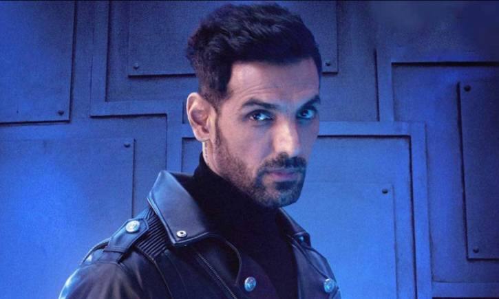 John Abraham ने मुंबई में खरीदा बंगला, 70.83 करोड़ रुपये में हुई डील
