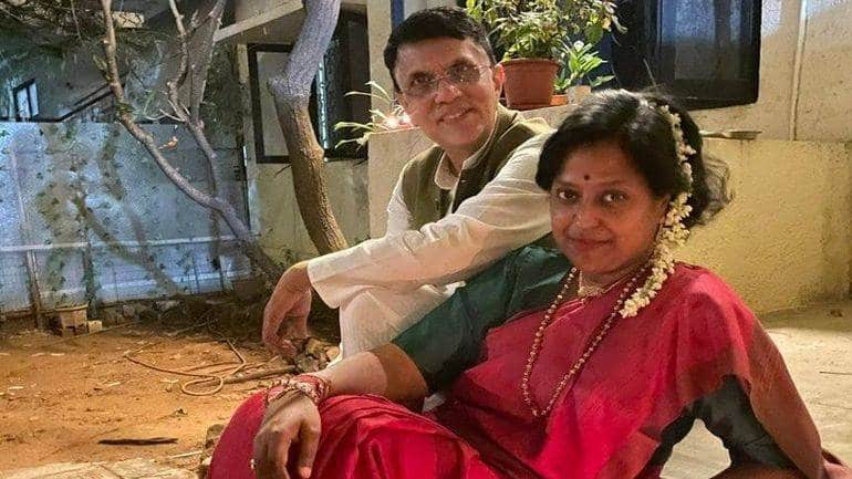 Telangana: पवन खेड़ा की पत्नी कोटा नीलिमा चल रहीं पीछे, कांग्रेस ने तेलंगाना से दिया था टिकट