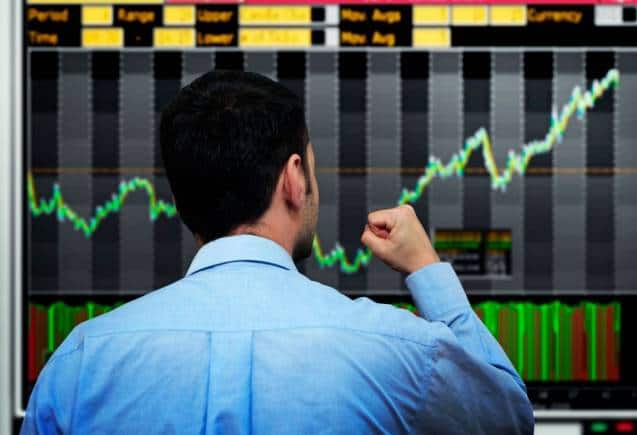 Multibagger Stocks: तीन साल में 10 हजार बना ₹5.55 लाख, 9 महीने में 683% रिटर्न, अब भी इस शेयर में है दम