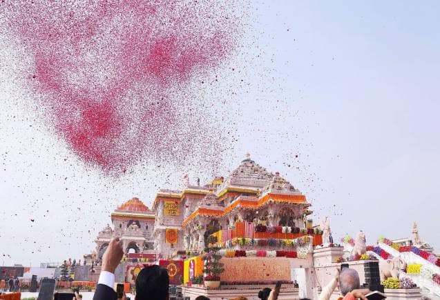 Ram Mandir: राम मंदिर के प्राण प्रतिष्ठा पर पूर्व पाकिस्तानी स्टार का पोस्ट हुआ वायरल
