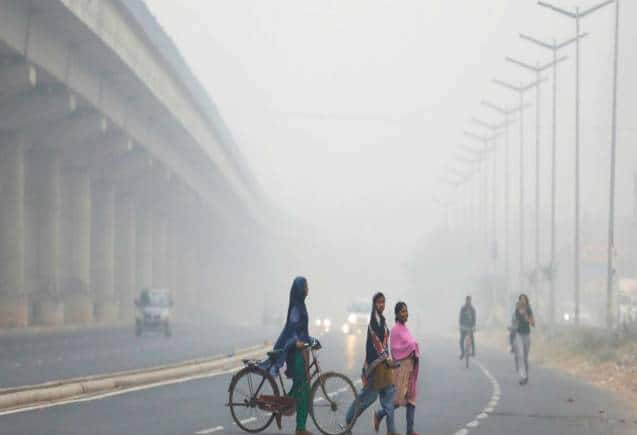 Weather Update: शीतलहर से राहत के आसार कम, UP-बिहार में घने कोहरे का अलर्ट, जाने अपने शहर में मौसम का हाल