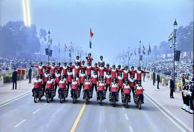  REPUBLIC DAY 2024 LIVE UPDATES: 75वें गणतंत्र दिवस का देश जश्न मना रहा है। कर्तव्य पथ पर आज सांस्कृति विरासत ही नहीं, बल्कि देश की ताकत का दम भी दिखाई दे रहा है। 