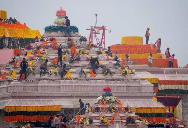 Ram Mandir: राममय हो गई अयोध्या नगरी, प्राण प्रतिष्ठा को लेकर कड़ाके की ठंड में भक्तों का जोश