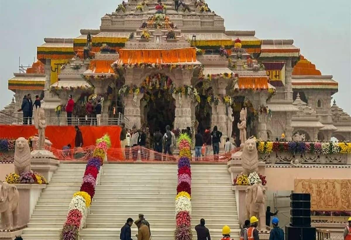 Ram Mandir: बरसात की शुरुआत में ही राम मंदिर में टपकने लगा पानी, मुख्य पुजारी का खुलासा