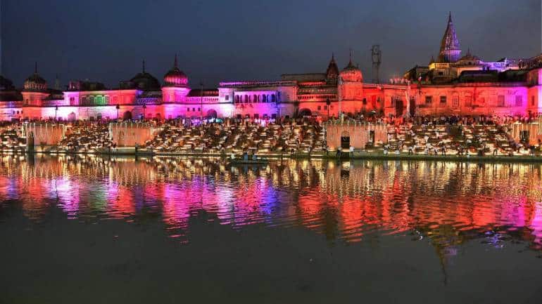 Ram Mandir: सरयू नदी में श्रद्धालुओं के लिए चलेगी सोलर बोट, CM योगी करेंगे उद्घाटन