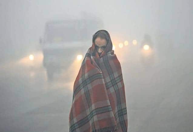 Weather Updates: दिल्ली-NCR समेत UP बिहार में कांप रहे हैं लोग, छाया घना कोहरा, जानें अपने शहर में मौसम का हाल Weather Updates: दिल्ली-NCR समेत UP बिहार में कांप रहे हैं लोग, छाया घना कोहरा, जानें अपने शहर में मौसम का हाल