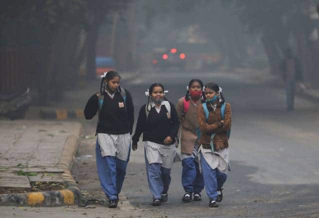 School Holidays: दिल्ली में अब 15 जनवरी को खुलेंगे स्कूल, शीत लहर के कारण विंटर वेकेशन आगे बढ़ाया गया School Holidays: दिल्ली में अब 15 जनवरी को खुलेंगे स्कूल, शीत लहर के कारण विंटर वेकेशन आगे बढ़ाया गया