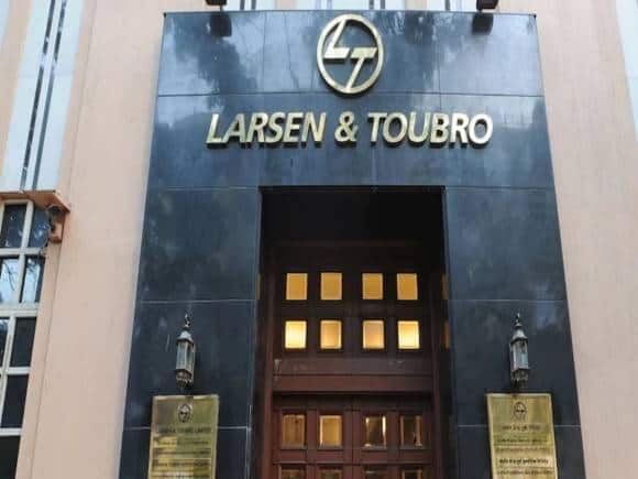 L&T Share Price: ढहते मार्केट में शेयर एक साल के हाई पर, अब मुनाफे के लिए ऐसे बनाएं स्ट्रैटेजी