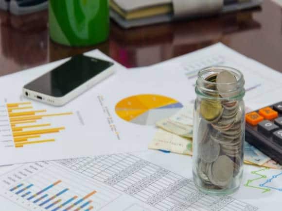 Budget 2024: पुरानी पेंशन योजना को फिर लाने की डिमांड के बीच सरकार NPS में देगी ज्यादा छूट