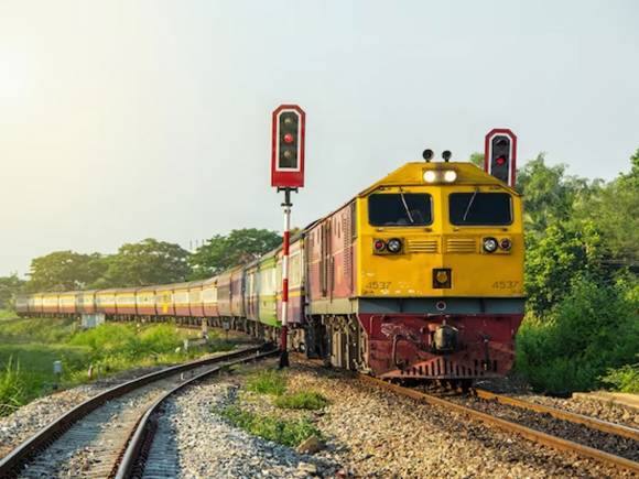 होली के लिए तत्काल में टिकट बुक करने के लिए इस्तेमाल करें 3 टिप्स, तुरंत मिल जाएगी कंफर्म टिकट होली के लिए तत्काल में टिकट बुक करने के लिए इस्तेमाल करें 3 टिप्स, तुरंत मिल जाएगी कंफर्म टिकट