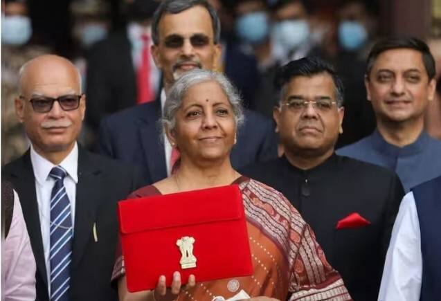 Budget 2024: वित्त मंत्री ने किया ऐलान, राज्यों को बिना ब्याज के 75,000 करोड़ रुपये का मिलेगा लोन Budget 2024: वित्त मंत्री ने किया ऐलान, राज्यों को बिना ब्याज के 75,000 करोड़ रुपये का मिलेगा लोन