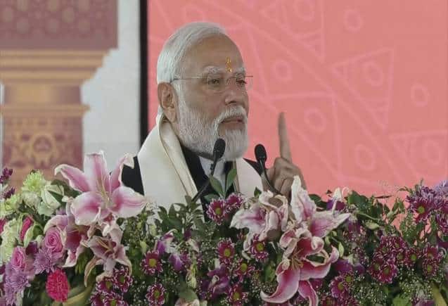 'देश में देवालय भी बन रहे हैं और करोड़ों गरीबों के पक्के घर भी', वालीनाथ धाम मंदिर उद्घाटन के बाद बोले PM मोदी