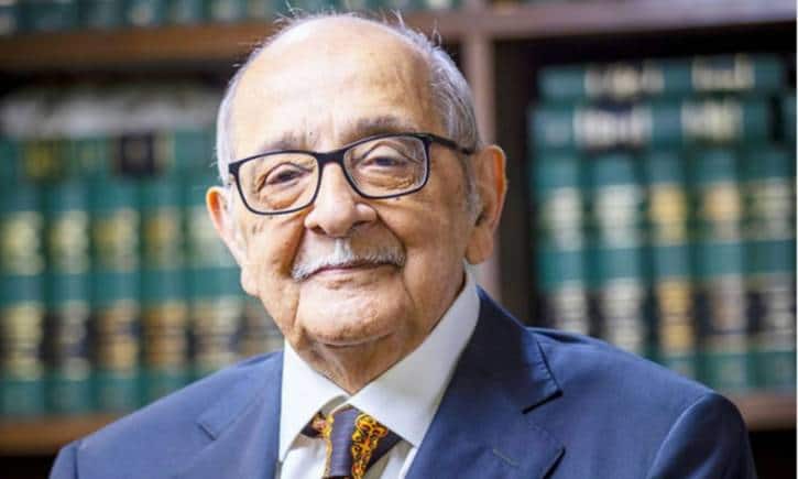 Fali S Nariman Death: सुप्रीम कोर्ट के सीनियर वकील फली एस नरीमन का हुआ निधन, 95वें की उम्र में ली आखिरी सांस
